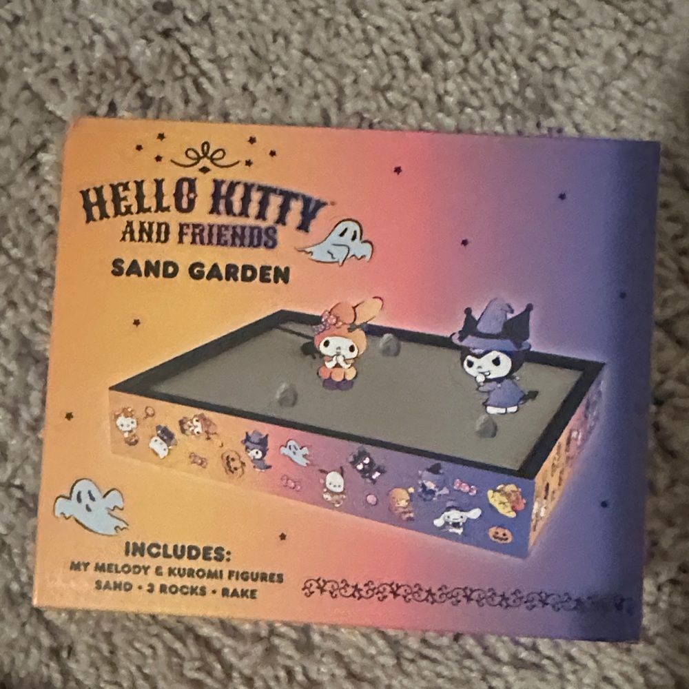 Hello Kitty Sand Garden Playset with My Melody and Kuromi - Orange and Purple